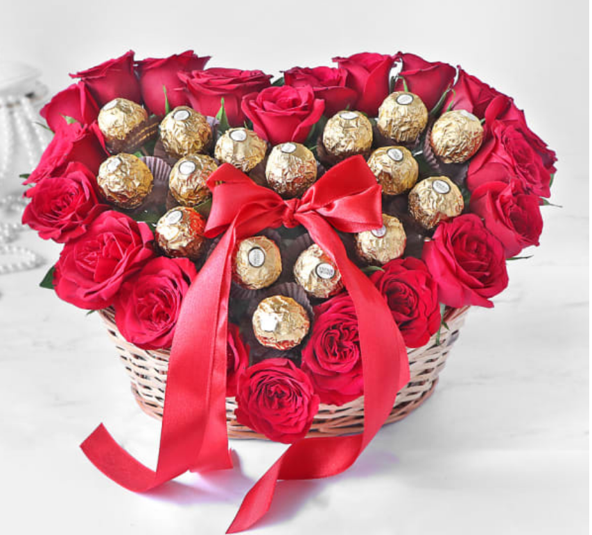 Heart Bouquet of Red Roses & Ferrero Rocher - Box Roses | Florist